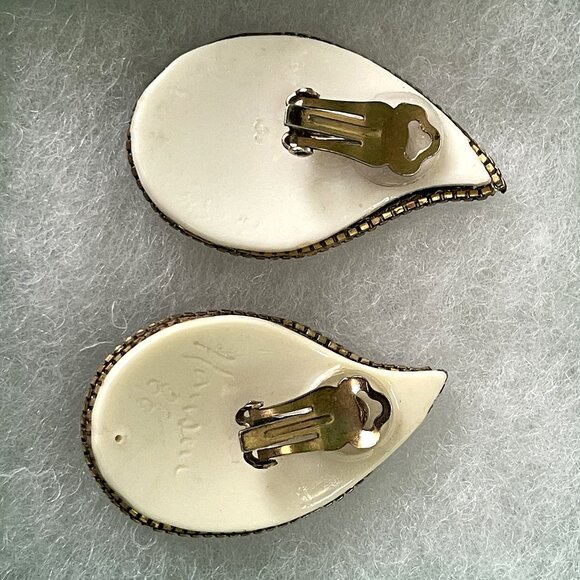 VINTAGE M & J HANSEN DESIGN Pink Green Beaded Clip-On Earrings Signed - Picture 7 of 8